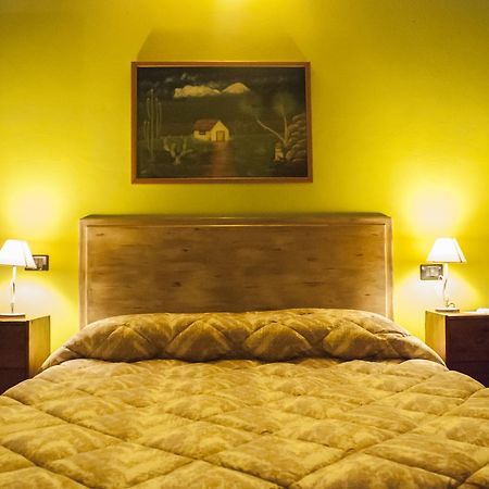 Cascina Mo.Ma Hotel Carru Exterior photo