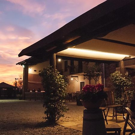 Cascina Mo.Ma Hotel Carru Exterior photo
